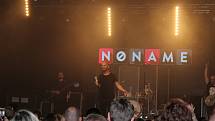 Koncert kapely No Name ve velkém sále Domu kultury v Mladé Boleslavi.