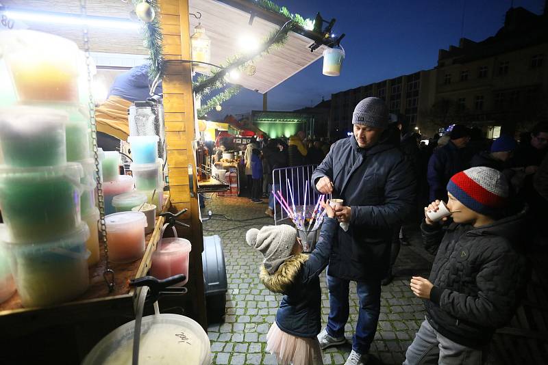 Z rozsvícení vánočního stromu v Mladé Boleslavi.