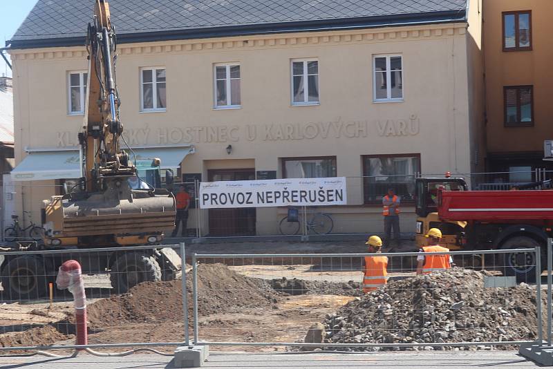 Oprava náměstí v Mnichově Hradišti