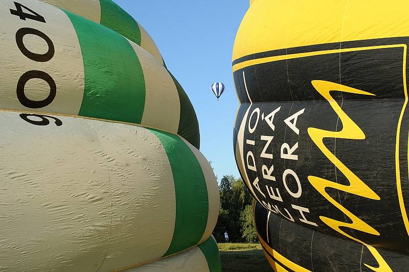 Bělské balonové hemžení 2013