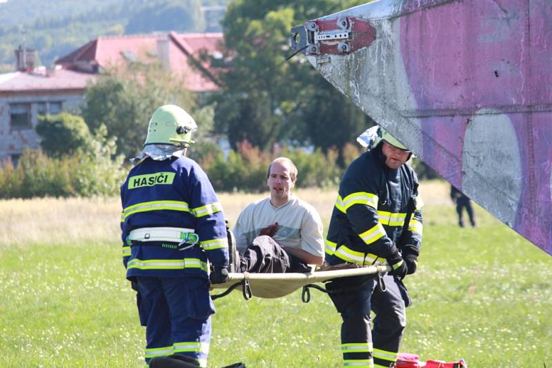 Srážka dvou letadel - cvičení složek IZS na boleslavském letišti