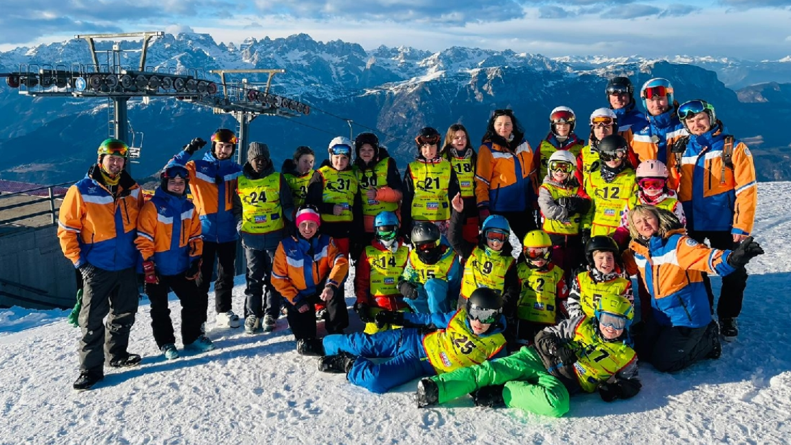 Vášeň k bílému sportu si boleslavští lyžaři užili také v italských  Dolomitech - Boleslavský deník