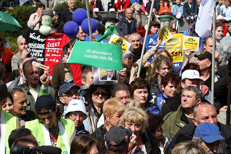 Demonstrace na pražském Václavském náměstí.