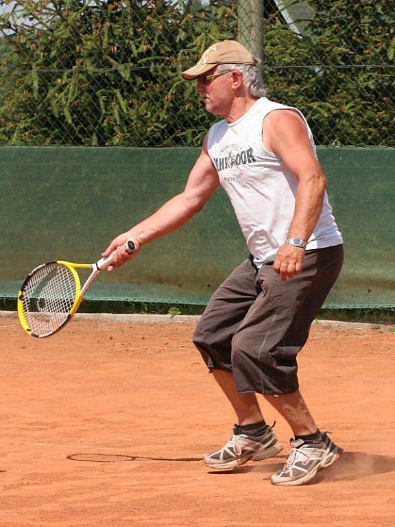 Tenisový turnaj veteránů Hlavice Open 2011