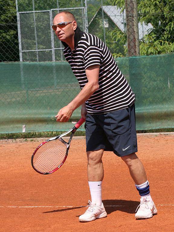 Tenisový turnaj veteránů Hlavice Open 2011