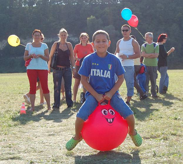 Dětský den byl v plnění soutěžních úkolů.