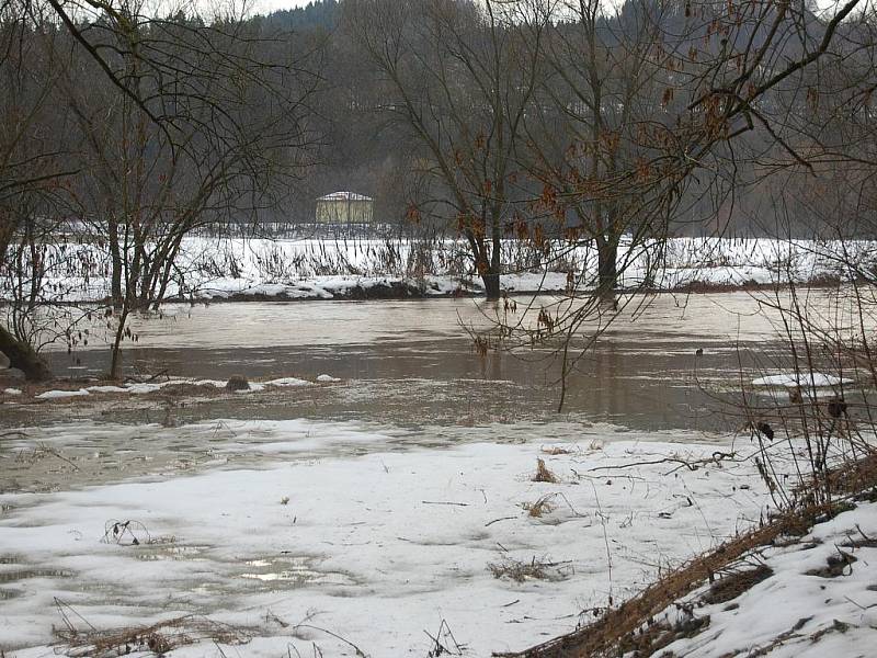 Lednové povodně: Mohelnice nad Jizerou