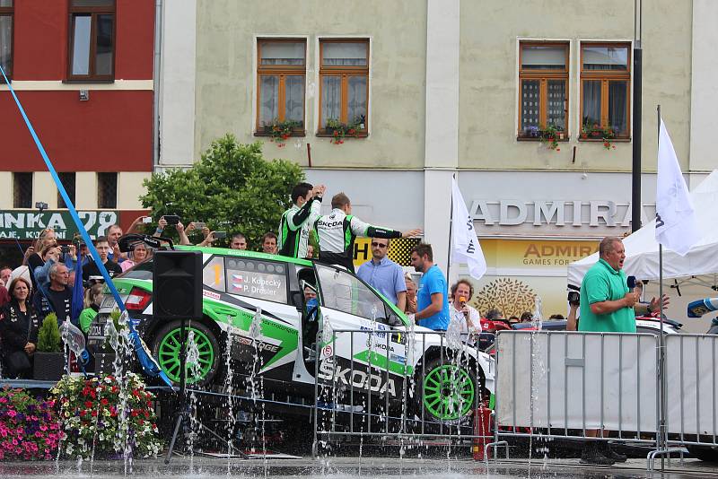 Vítězem čtyřiačtyřicátého ročníku Rally Bohemia se stala posádka ve složení Jan Kopecký a Pavel Dresler, kteří na start vyrazili s číslem jedna.