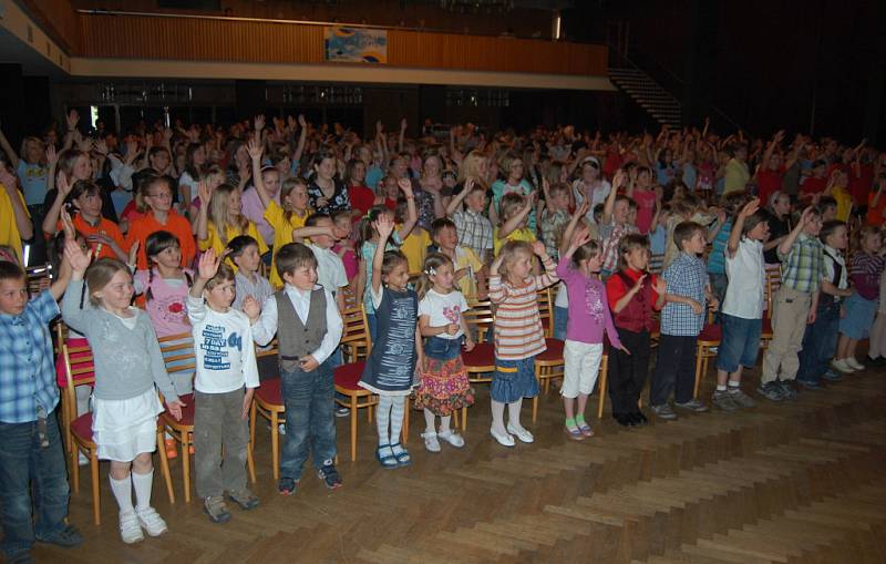 Jarní pop-song festival v Domu kultury Mladá Boleslav.