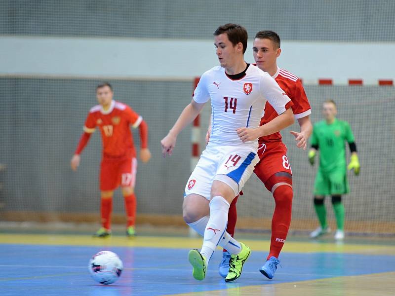 Futsalisté české reprezentace do 21 let prohráli v Mladé Boleslavi s Ruskem 0:7.