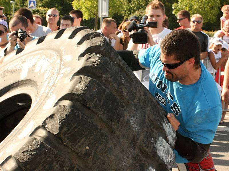 Mistrovství ČR Strongman představilo nadlidské výkony.