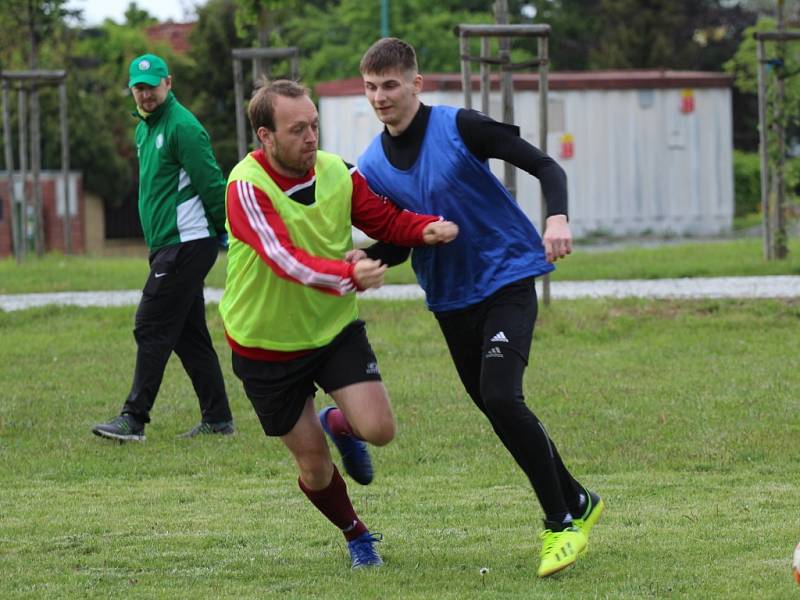 Trénink fotbalistů FC Sporting Mladá Boleslav na Bradleci