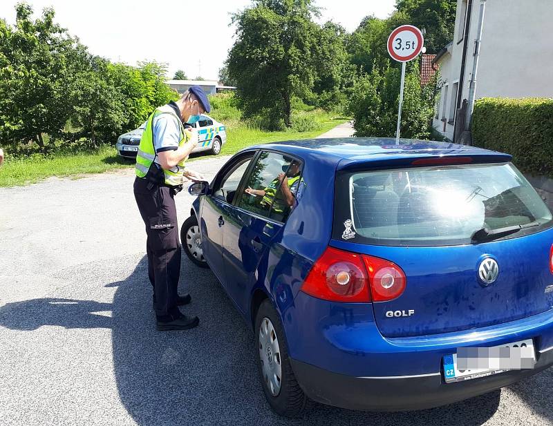 Policejní kontroly v Benátkách nad Jizerou