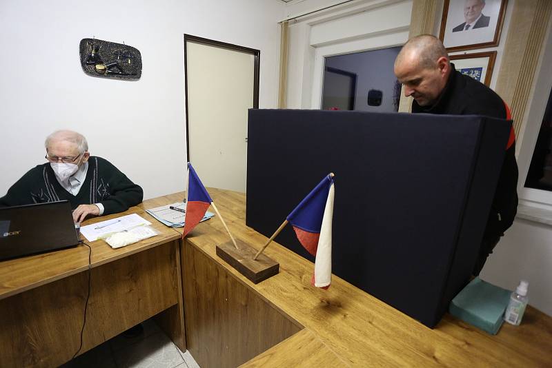 Volby v Rabakově na Mladoboleslavsku