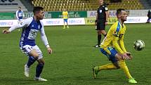 FORTUNA:LIGA - Teplice (ve žlutém) podlehly doma Boleslavi 0:2.