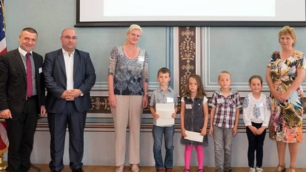 Mateřská školka ve Vlkavě získala prestižní titul Světová škola