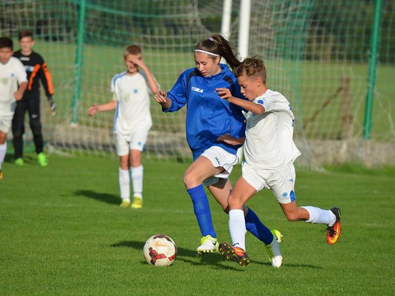 Okresní přebor žáků: Pěčice - Sporting Mladá Boleslav.