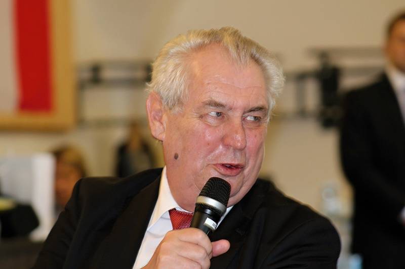 Prezident Miloš Zeman navštívil město Dobrovice.