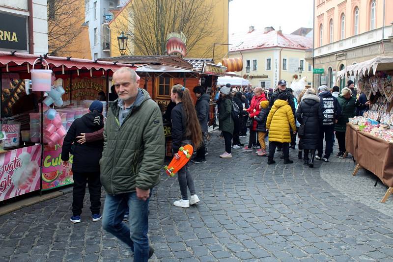 Z velikonočního jarmarku na Českobratrském náměstí v Mladé Boleslavi.