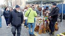 Z velikonočního jarmarku na Českobratrském náměstí v Mladé Boleslavi.