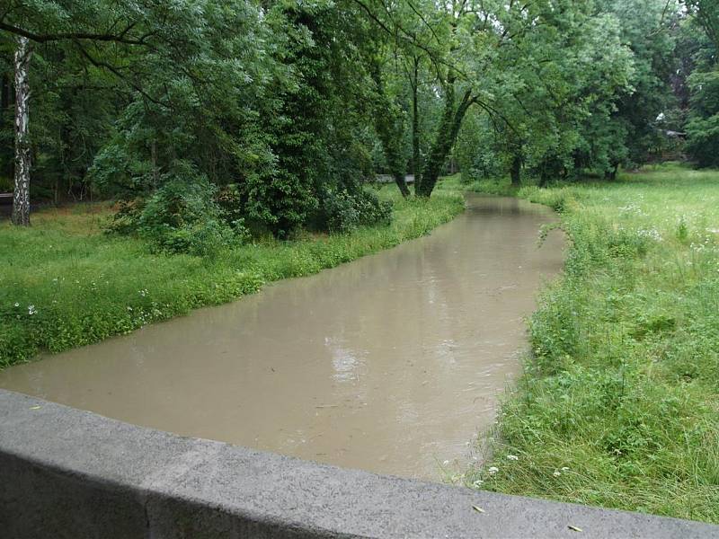 Voda nenechává Mladoboleslavské v klidu.