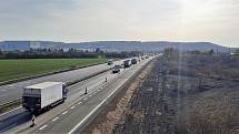 Nové úpravy provozu na dálnici D10 kolem Mladé Boleslavi směrem na Prahu.