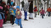 Silvestrovské dopoledne ve Štěpánce se neslo ve sportovním duchu. Běželi malí i velcí.