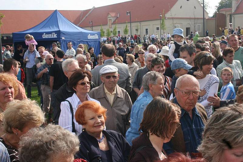 Slavnostní otevření Dobrovickcýh muzeí.