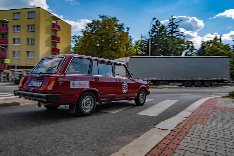 Oldtimer Bohemia Rally 2021 lákala fanoušky motorsportu