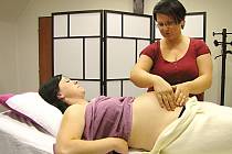 Těhotenská masáž - Studio 33