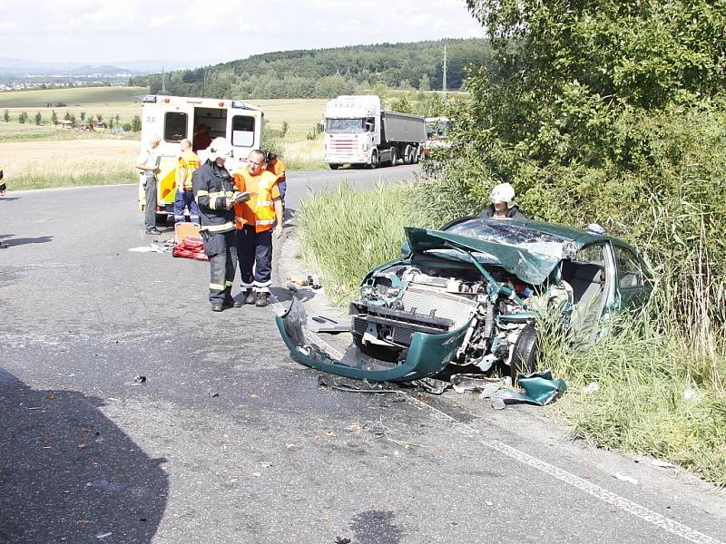 Vážná nehoda se stala nedaleko Kosmonos