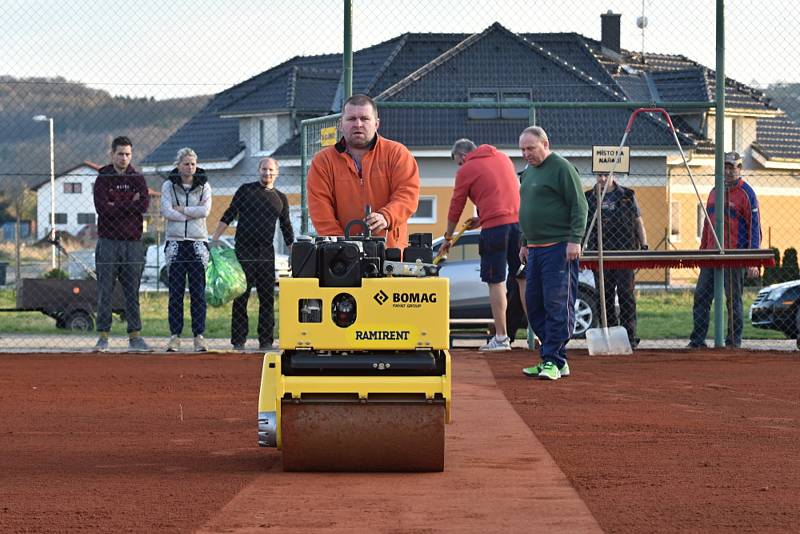 Členové sportovního klubu SA Kolomuty se připravovali na letošní sezónu.