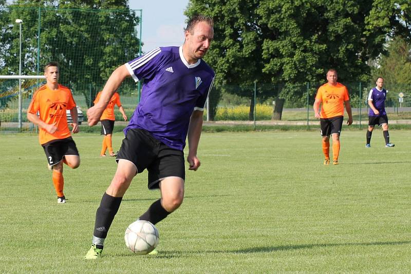 Fotbal, okresní přebor: Chotětov - Kněžmost.