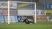 Teplice (ve žlutém) podlehly doma Mladé Boleslavi 0:2