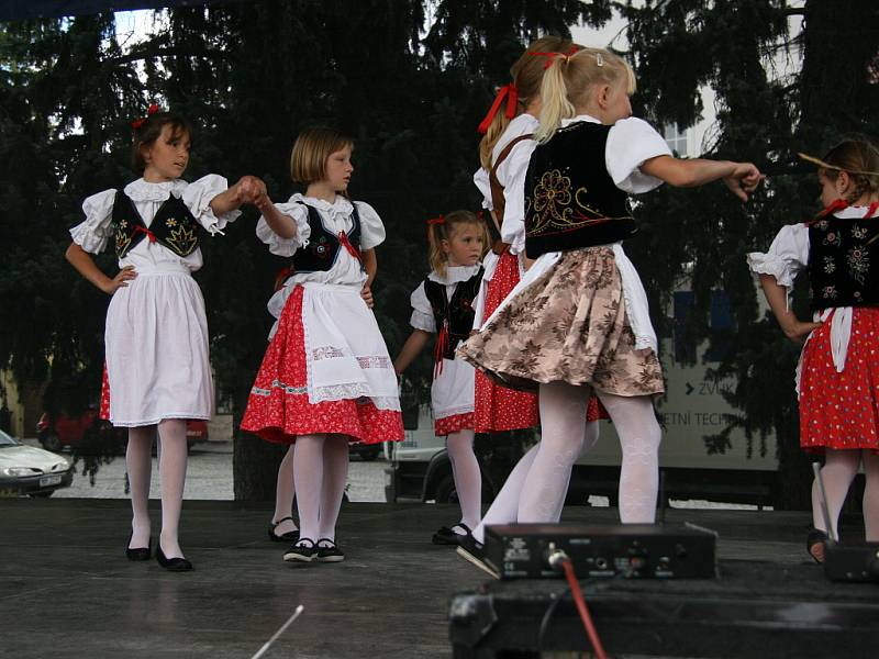 Pojizerský folklórní festival v Bakově