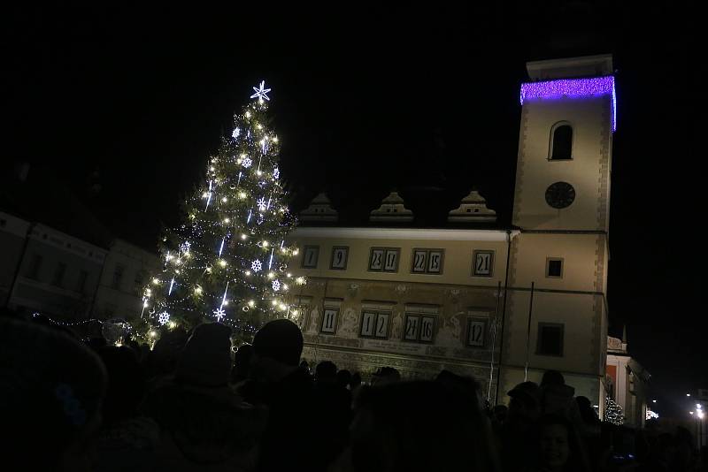 Z rozsvícení vánočního stromu v Mladé Boleslavi.