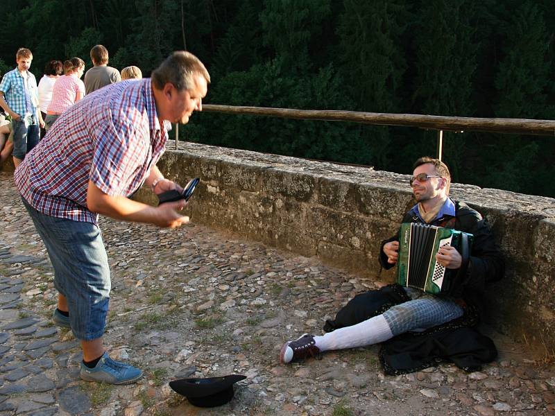 Premiéře Zkrocení zlé ženy předcházela tematická klání.