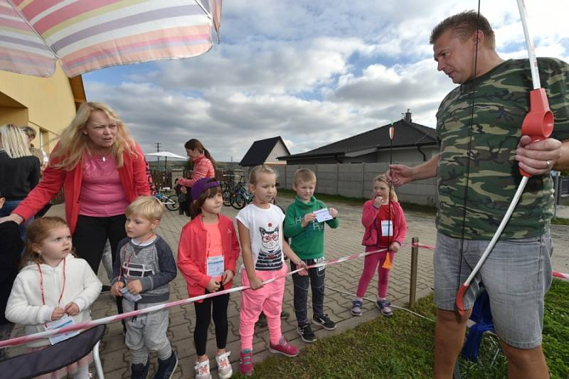 Ukončení letní sportovní sezóny v Kolomutech pojali uspořádáním zábavné akce pro děti, kterou pořádal Obecní úřad Kolomuty, Sbor dobrovolných hasičů Kolomuty a sportovní klub Sportovní Areál Kolomuty.