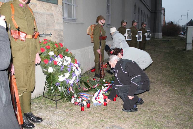 Československá obec legionářská připomněla umučené důstojníky z mladoboleslavské organizace Obrana národa