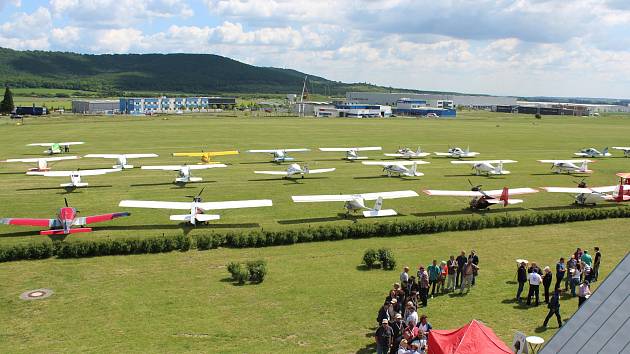 V LETECKÉM MUZEU Metoděje Vlacha v Mladé Boleslavi se sešli piloti ultra lehkých letadel, kteří do města automobilů přiletěli se svými stroji až z Německa.