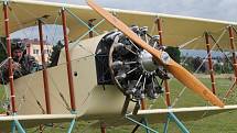 Na mladoboleslavském letišti byla v neděli slavnostně pokřtěna replika francouzského letadla z roku 1913 Caudron G3. Nadační fond letadla Metoda Vlacha stavěl tento stroj osm let a poprvé zde do oblak vzlétl na konci září.