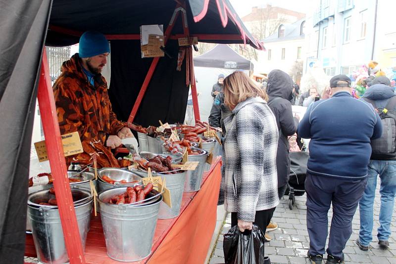 Z velikonočního jarmarku na Českobratrském náměstí v Mladé Boleslavi.