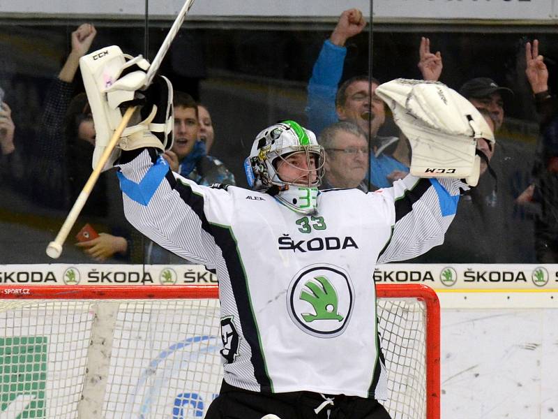 Jihlavský odchovanec David Rittich se přes extraligovou Mladou Boleslav prosadil do zámořské NHL. V ní bude oblékat dres již čtvrtého klubu, z toho třetího kanadského. Od nové sezony bude hráčem Winnepeg Jets.