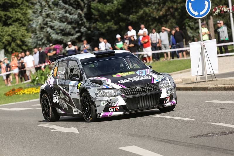 Rally Bohemia v Mladé Boleslavi: z rychlostní zkoušky číslo 2 'Městská'.