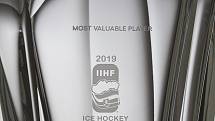 Nejužitečnější hráč mistrovství světa v hokeji získá trofej od Škoda Design.