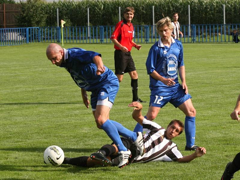 Předkolo Poháru České pošty: Dobrovice - Admira Praha