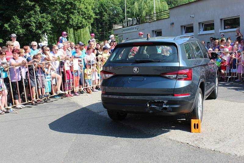 Na dětském dni se představili hasiči i kynologové