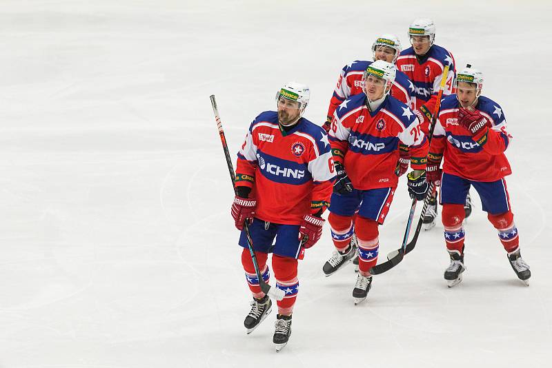 Hokejové utkání Chance ligy mezi SK Horácká Slavia Třebíč a HC Benátky nad Jizerou.
