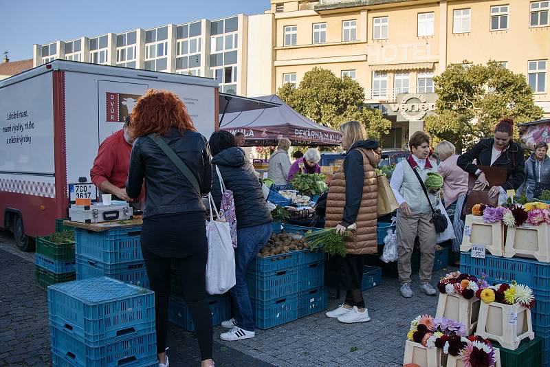 Z farmářských trhů v Mladé Boleslavi