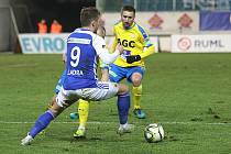 Teplice (ve žlutém) podlehly doma Mladé Boleslavi 0:2